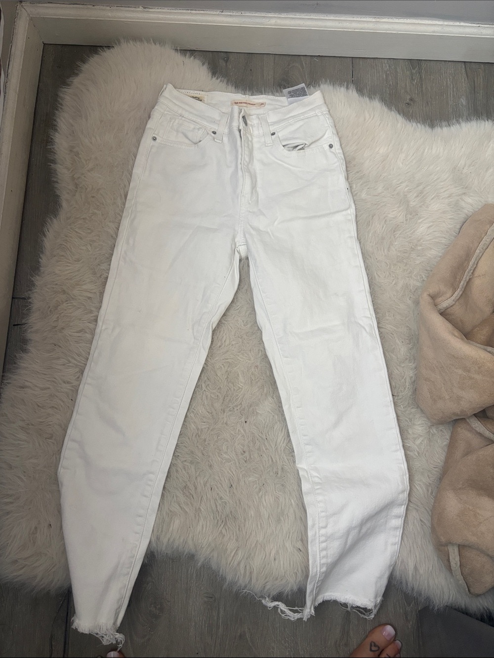 Levi's White High-Rise Straight Jeans